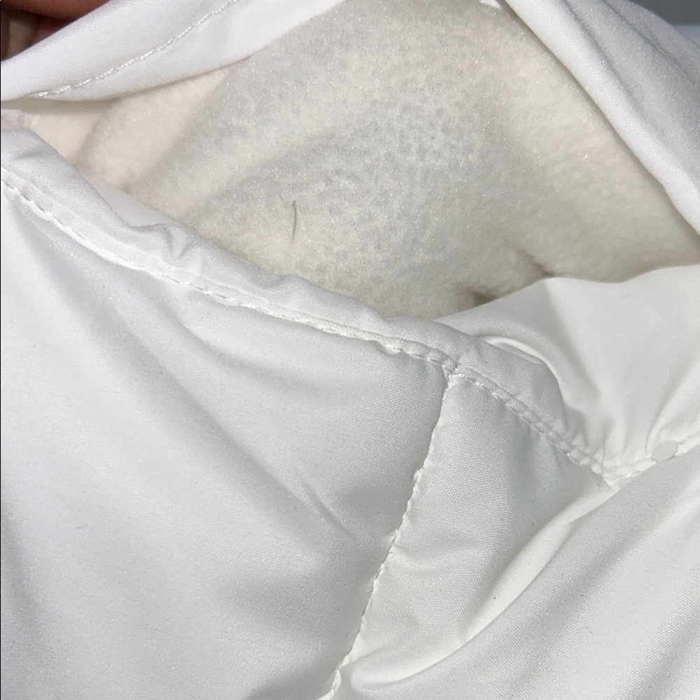 Garage Women's White Quilted Vest - Picture 7 of 14